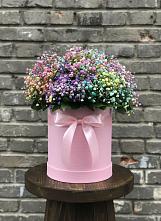 Цветочная композиция из Гипсофила и Розы в шляпной коробке в Большое Полпино