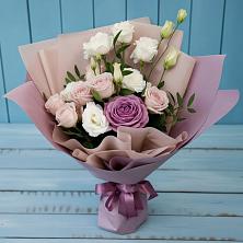 Букет цветов из:  Розы и Лизиантусы в Большое Полпино