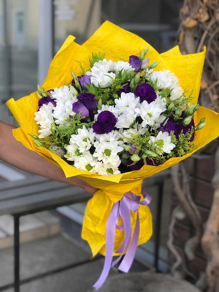 Букет цветов из: Ирисы, Хризантемы и Ромашки в Большое Полпино