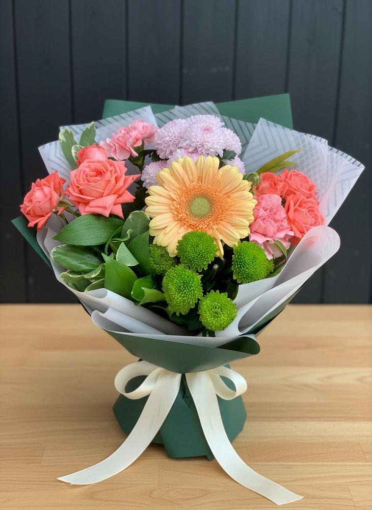 Букет цветов из: Гвоздики, Розы, Герберы и Хризантемы в Большое Полпино