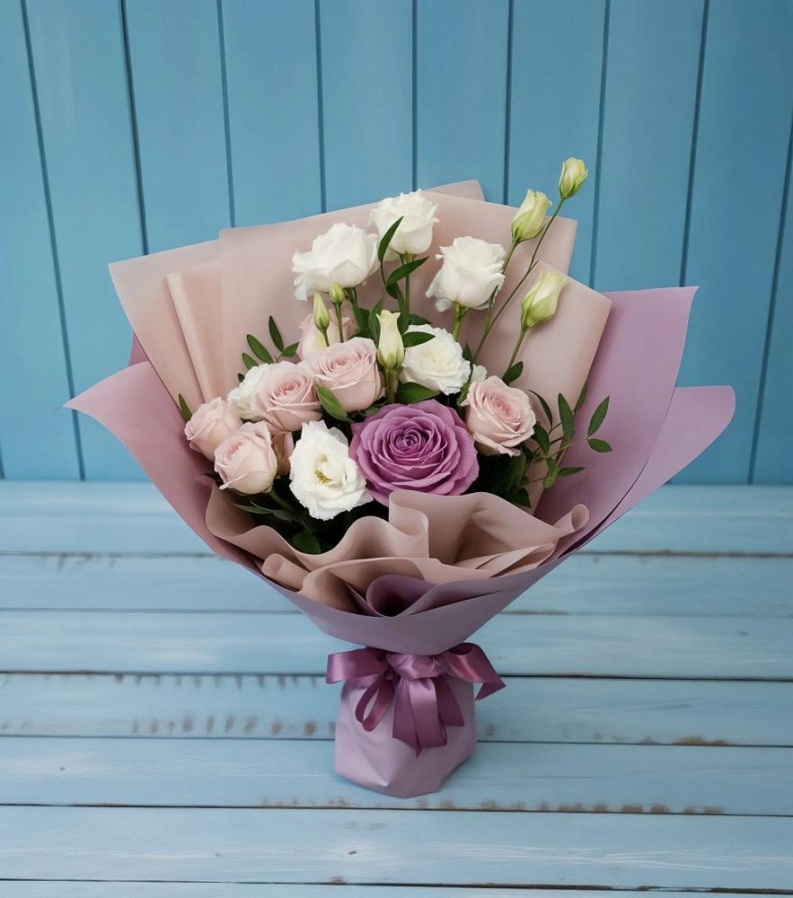 Букет цветов из: Розы и Лизиантусы в Большое Полпино