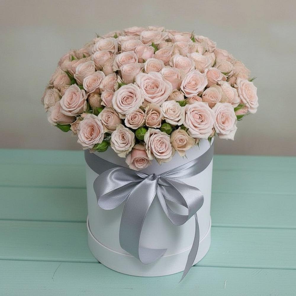 Цветочная композиция из Розы в шляпной коробке в Большое Полпино